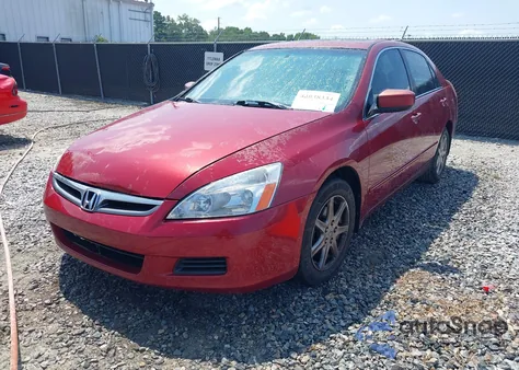 2007 Honda Accord 2.4 Ex z USA, uszkodzony, nr VIN 1HGCM56857A021234